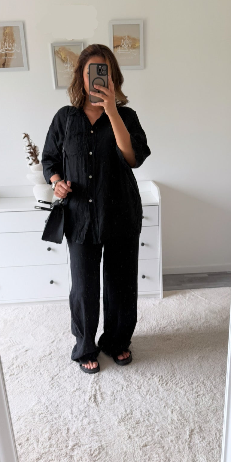 Ensemble en lin noir