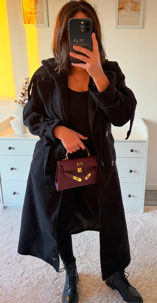 Manteau noir à capuche