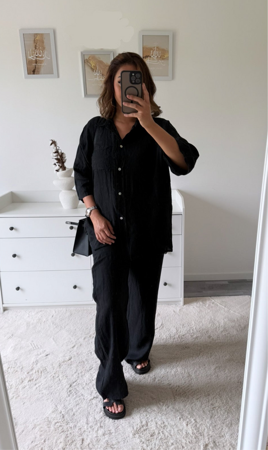 Ensemble en lin noir