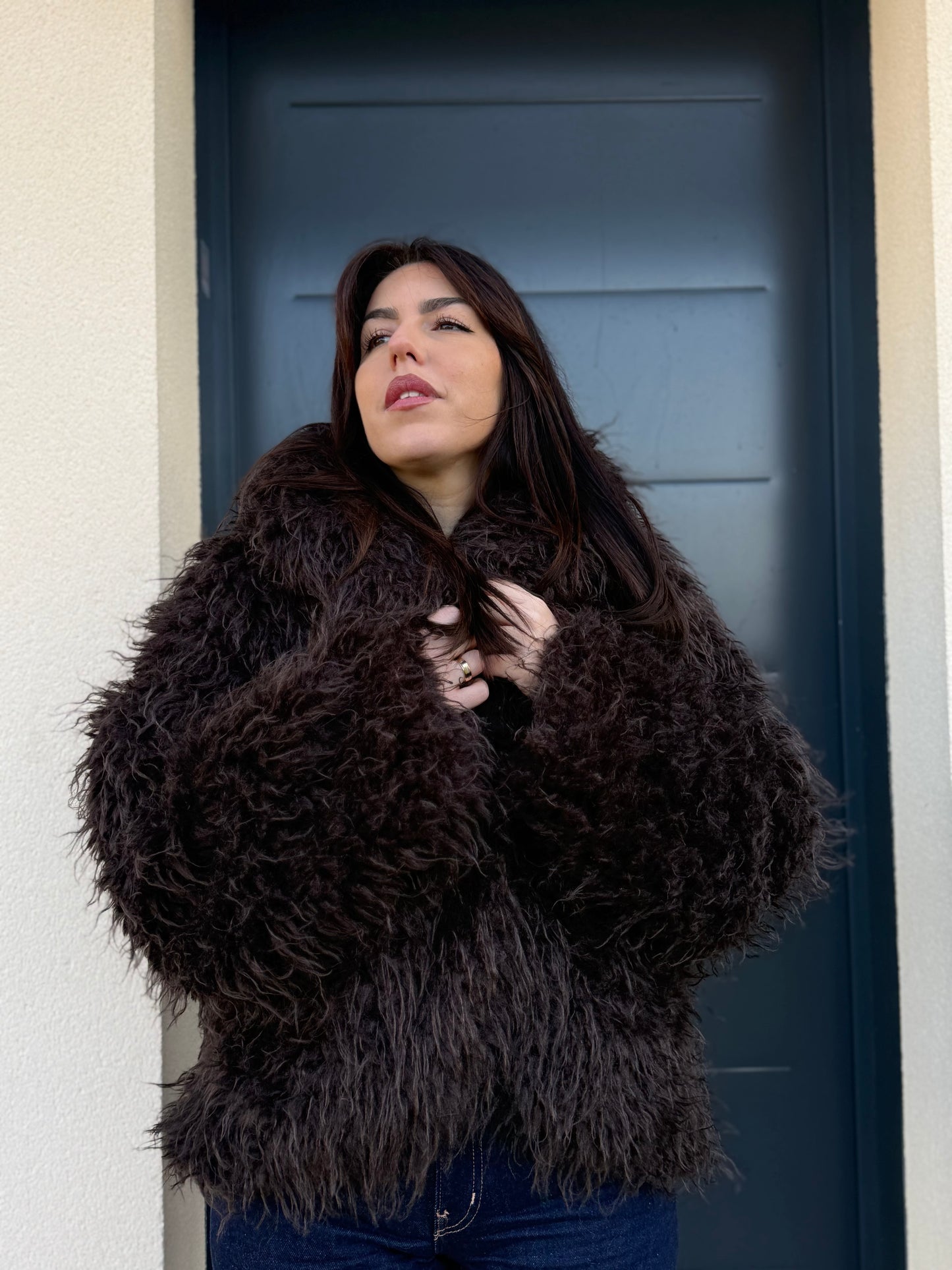 Fourrure à poils longs [chocolat]