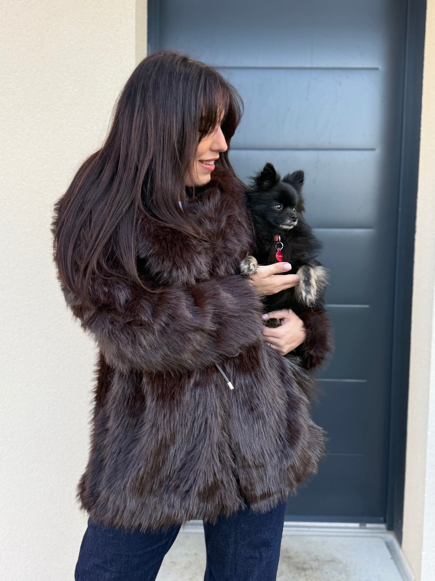 Fausse fourrure mi-longue [chocolat]