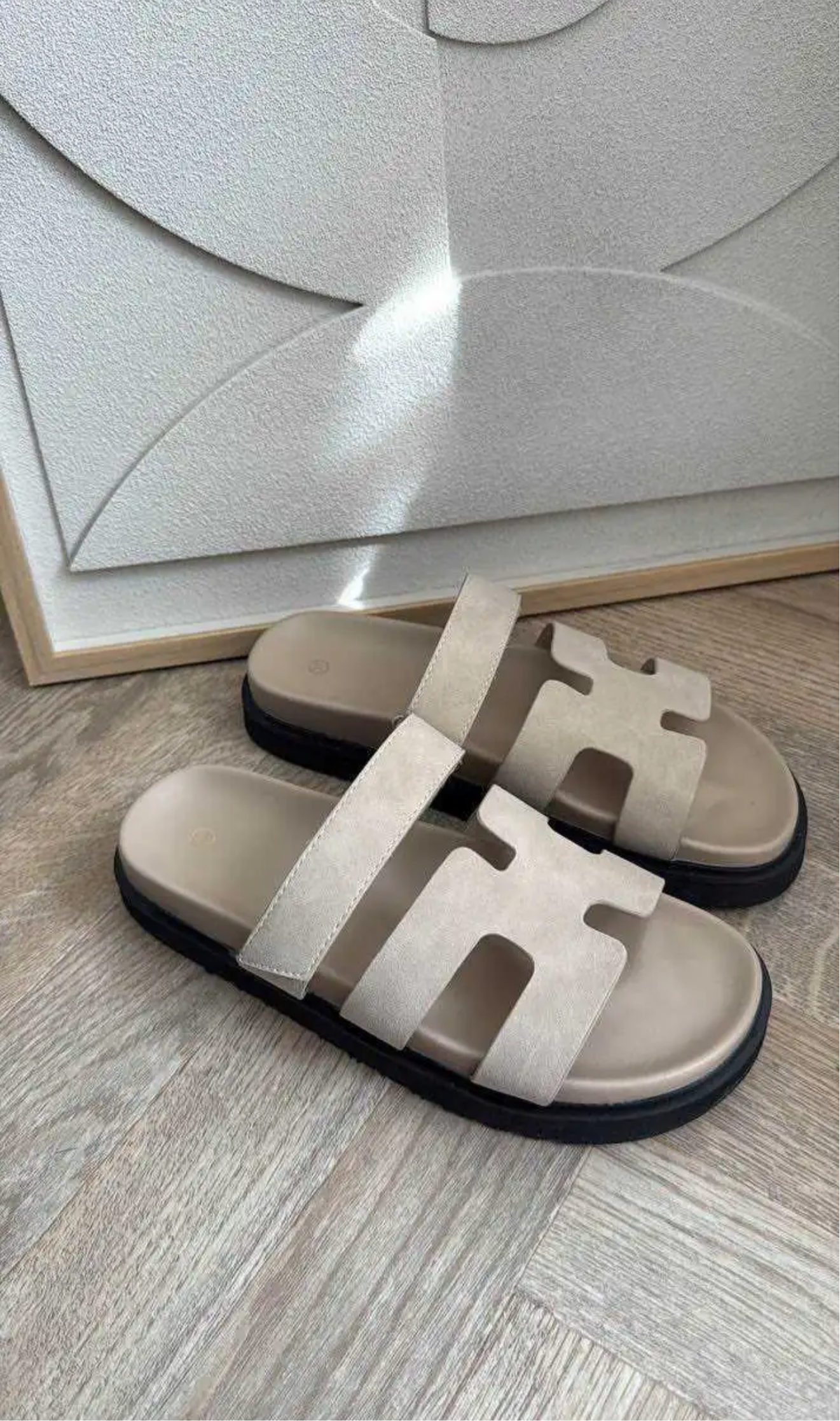 Claquettes H