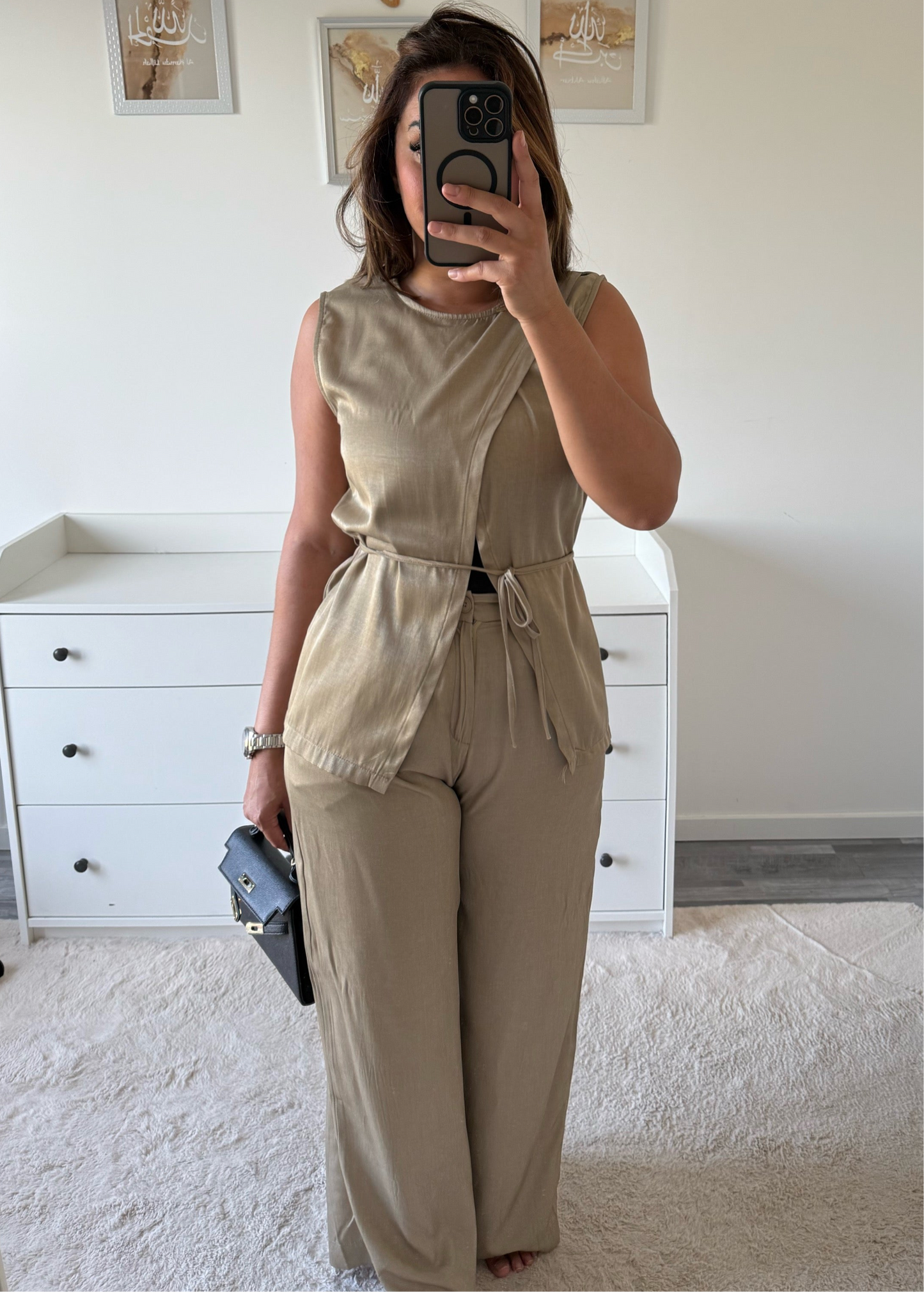 Ensemble fluide kaki