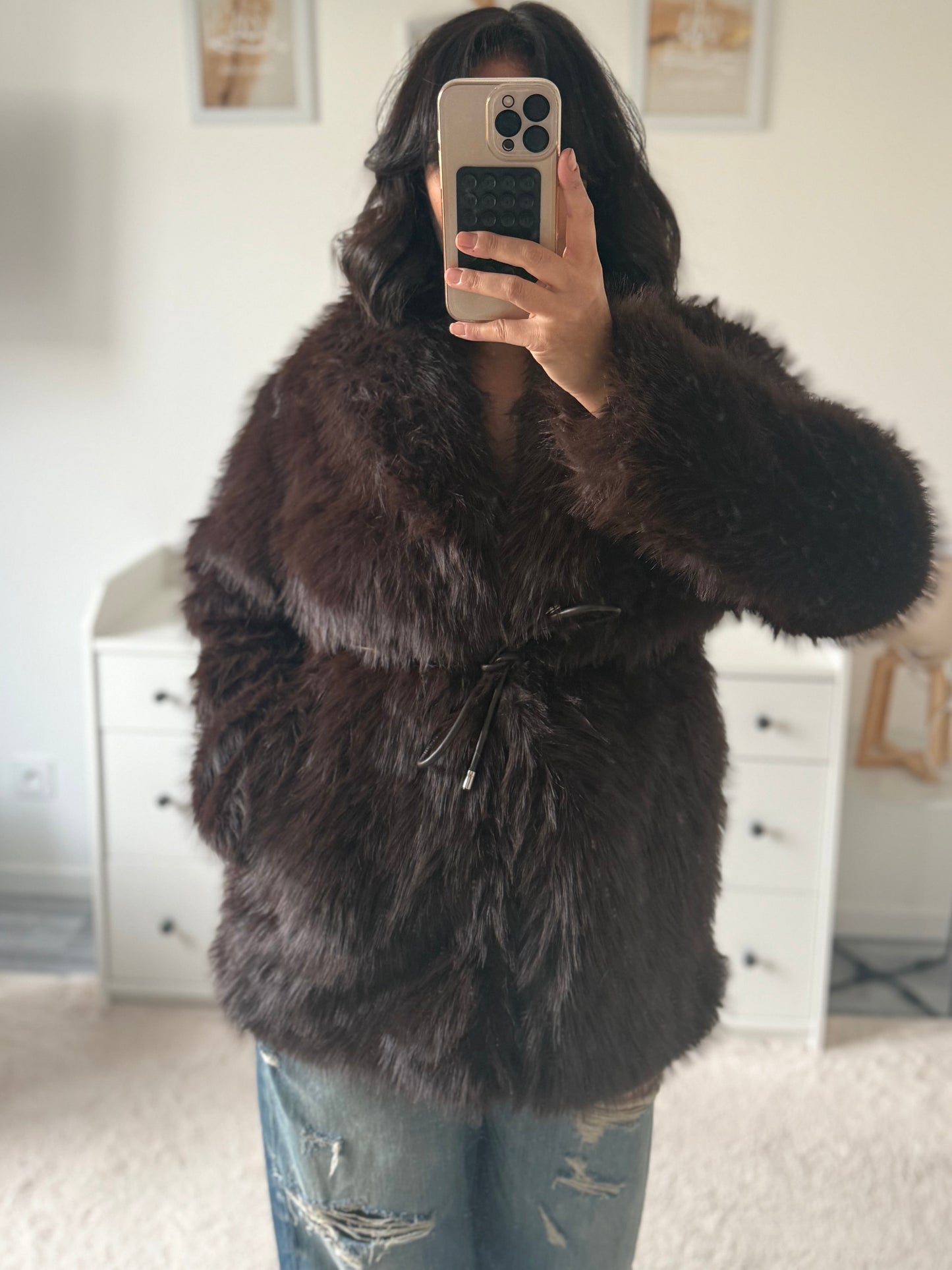 Fausse fourrure mi-longue [chocolat]
